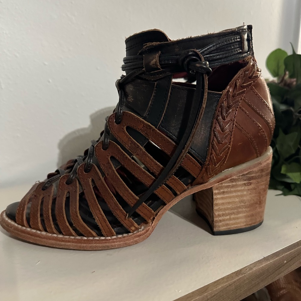 Freebird by Steven, cognac Wazee, size 7 (fit like an 8)